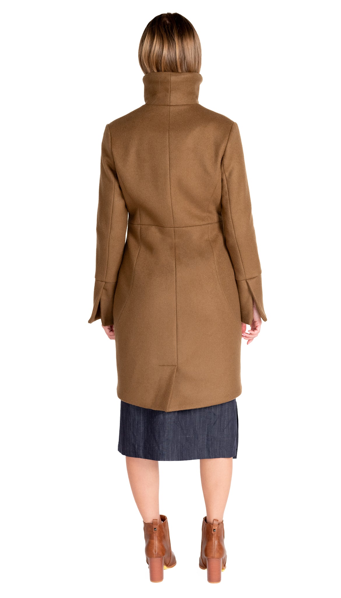 Classic Swerve Coat / Mocha