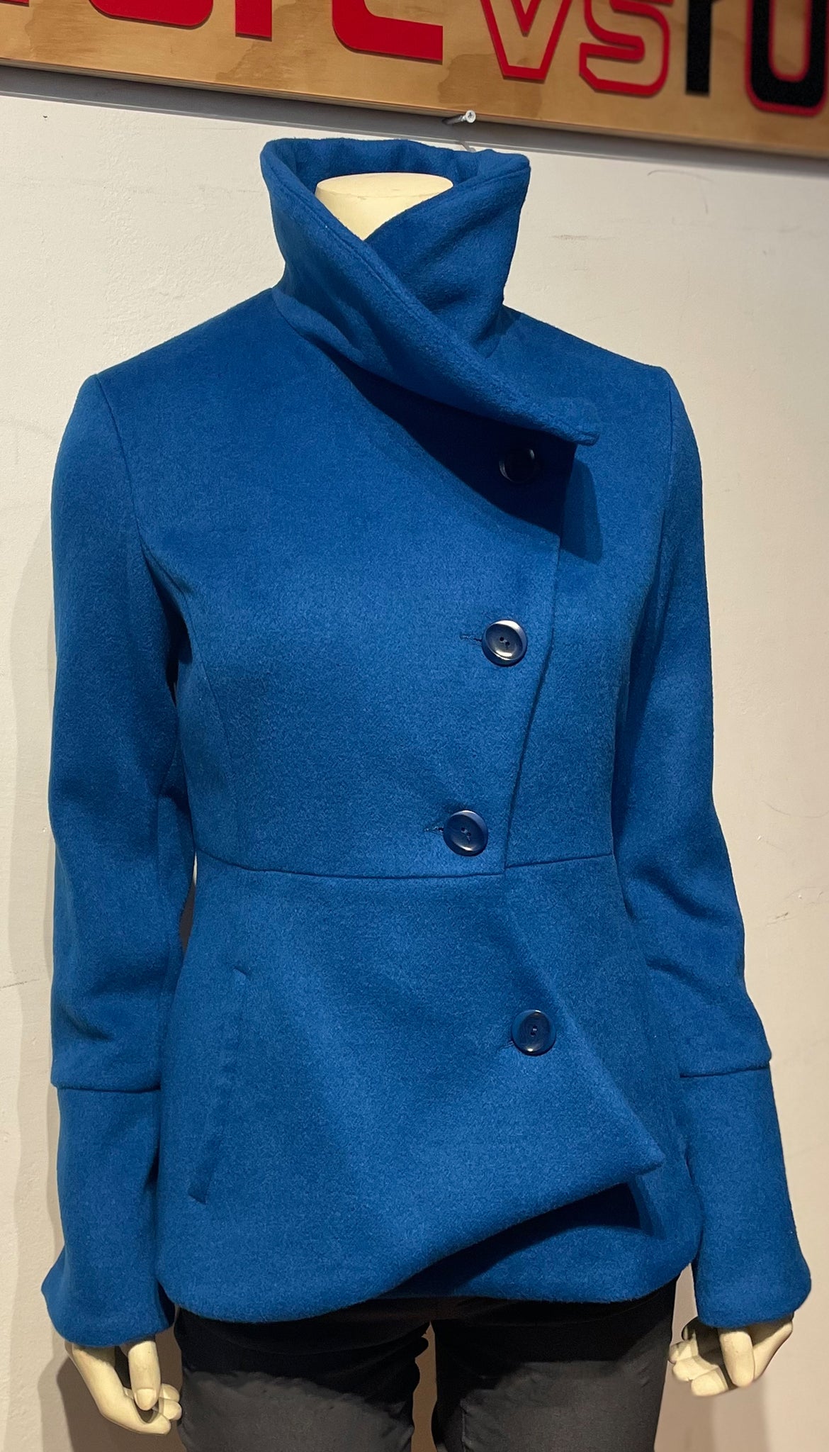 Short Swerve Coat/ Cobalt