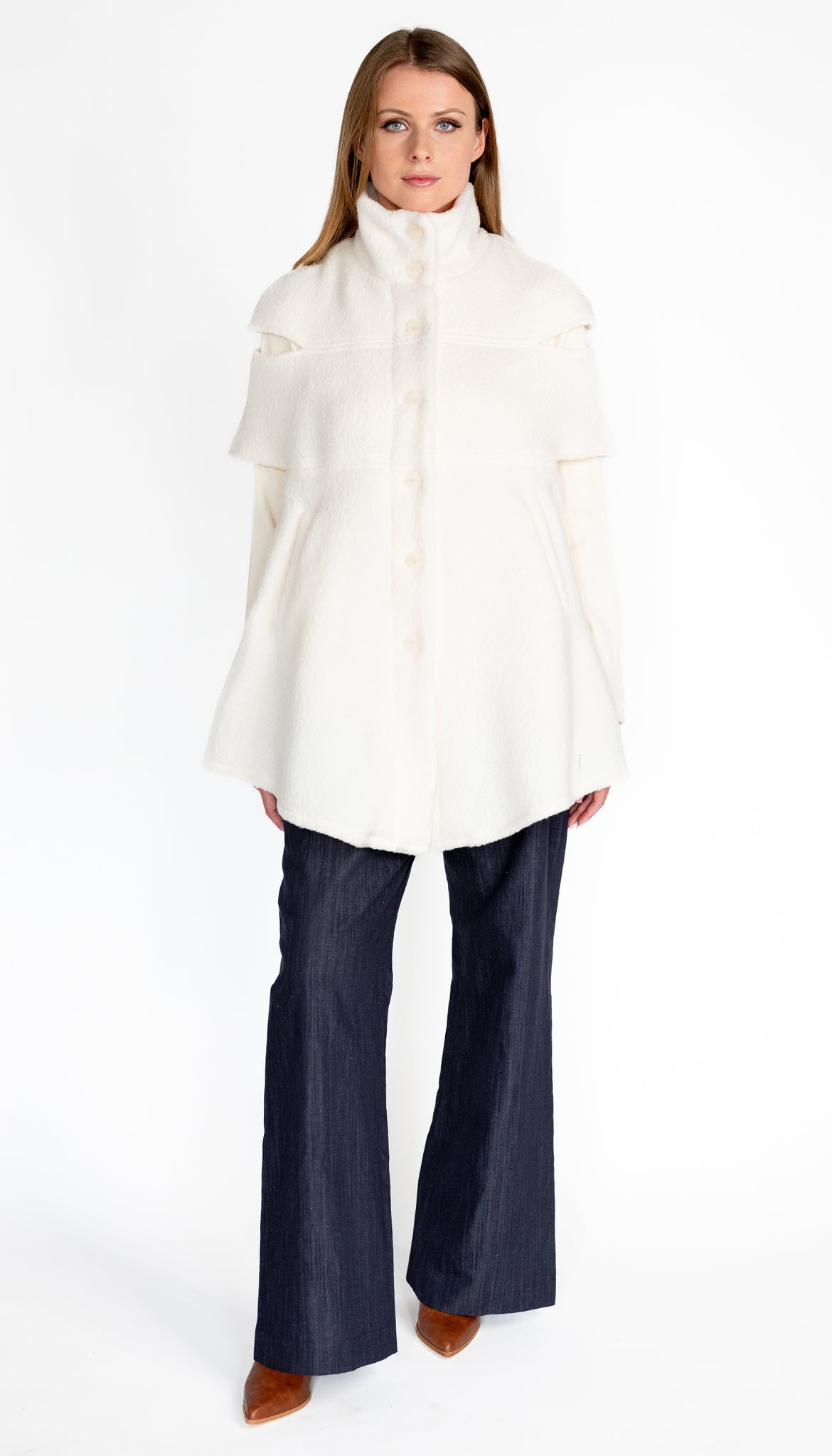 Convertible Shearling Fleece Capelet Mock Vest/ Winter White