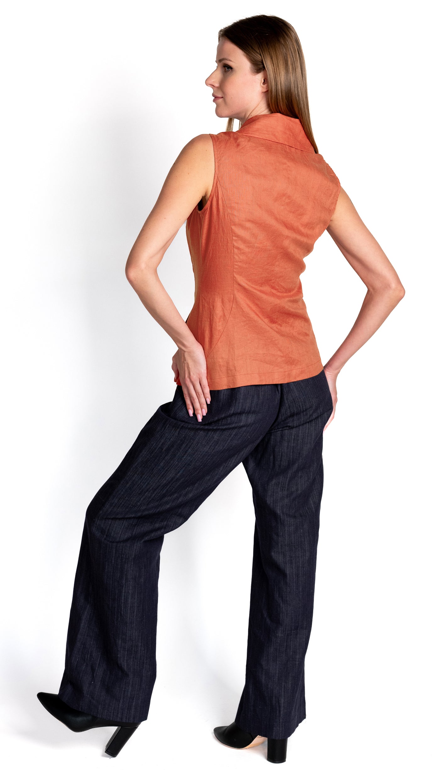 Swerve Vest Linen Blend/ Sorbet